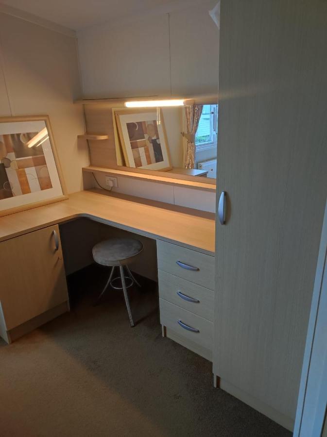 Swift Johnson Hotel Parkeston Екстериор снимка